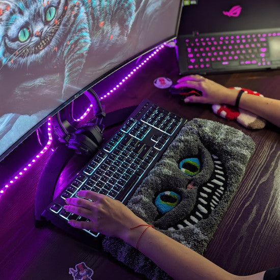 3D Smiling Cat Keyboard Rug